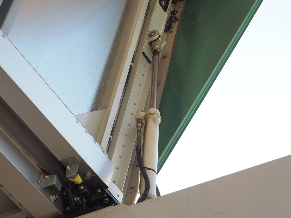 日野 レンジャープロ ウイング車 中型 TKG-FD7JPAA 年式 H28[写真11]