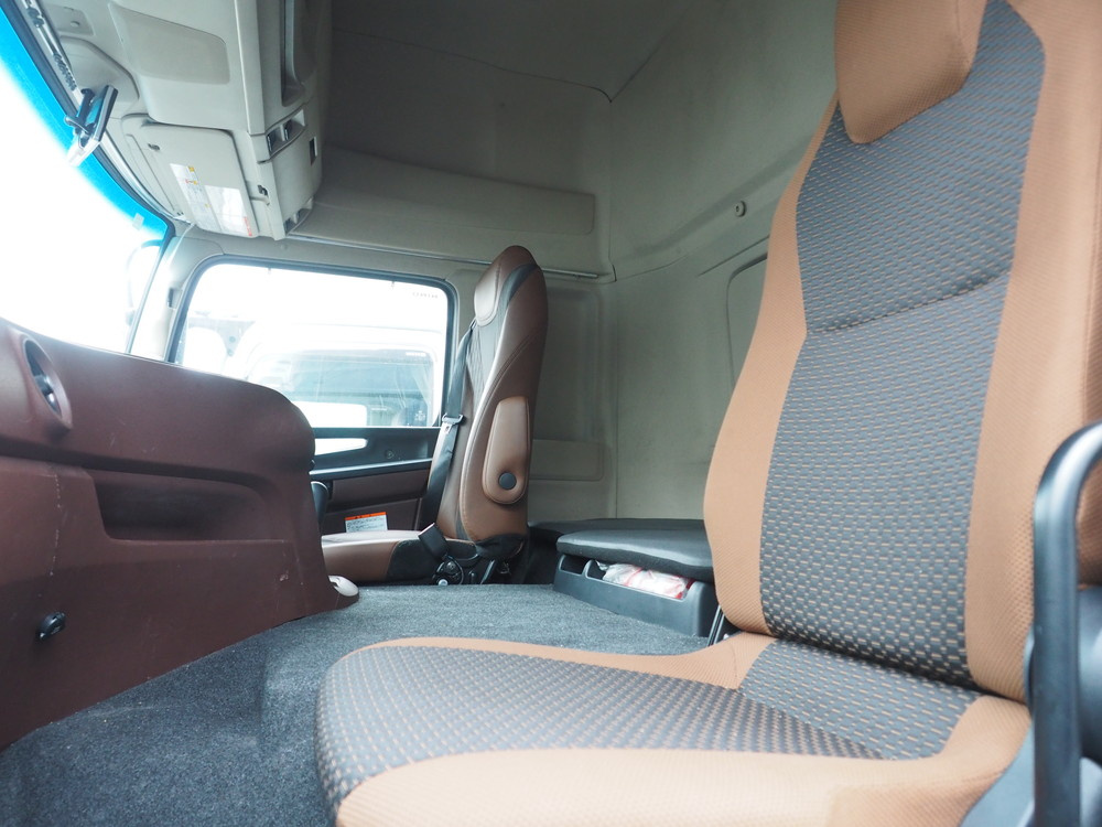 日野 プロフィア ウイング車 大型 2DG-FW1AHG 年式 R1[写真45]