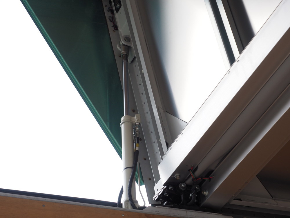 日野 レンジャープロ ウイング車 中型 TKG-FD7JLAG 年式 H27[写真15]