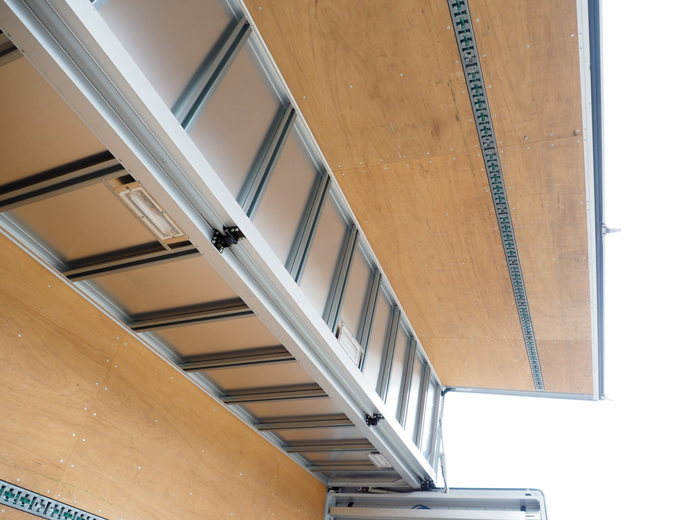 日野 レンジャープロ ウイング車 中型 TKG-FD7JLAG 年式 H27[写真19]