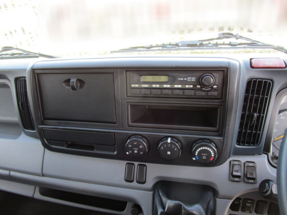 三菱ふそう キャンター ウイング車 小型 TKG-FEB80 年式 H24[写真12]