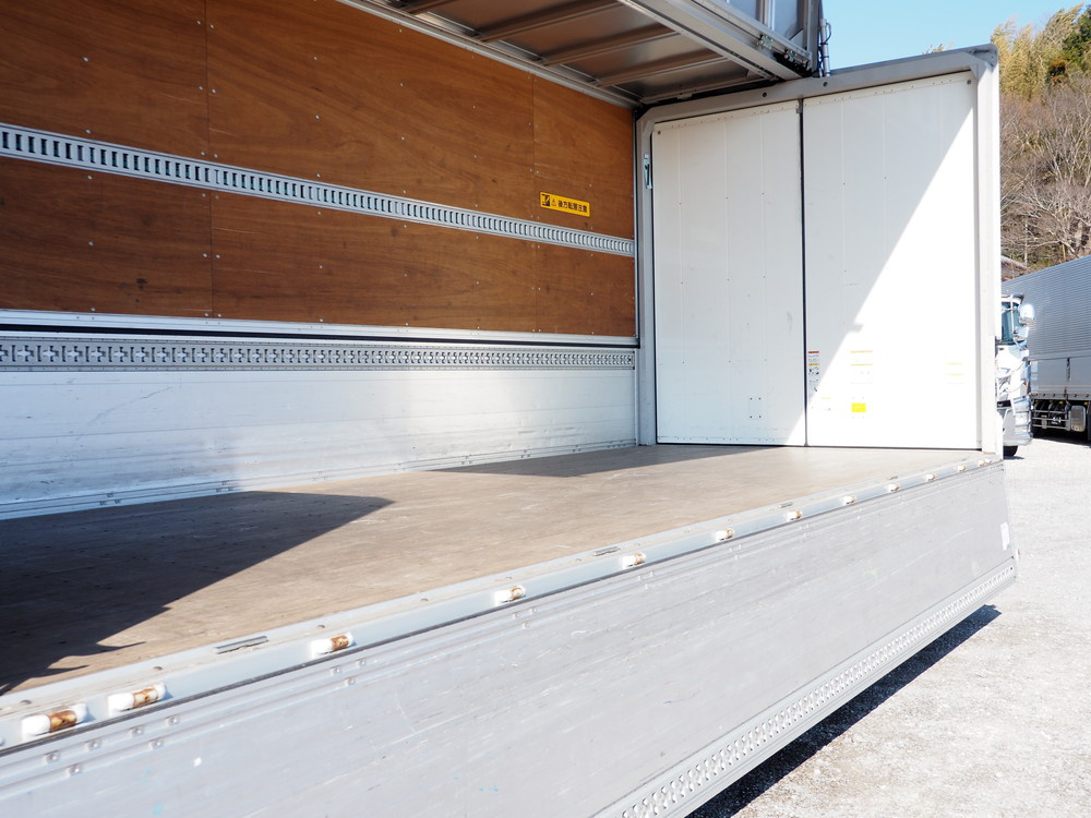 いすゞ フォワード ウイング車 中型 2RG-FRR90T2 年式 H30[写真19]