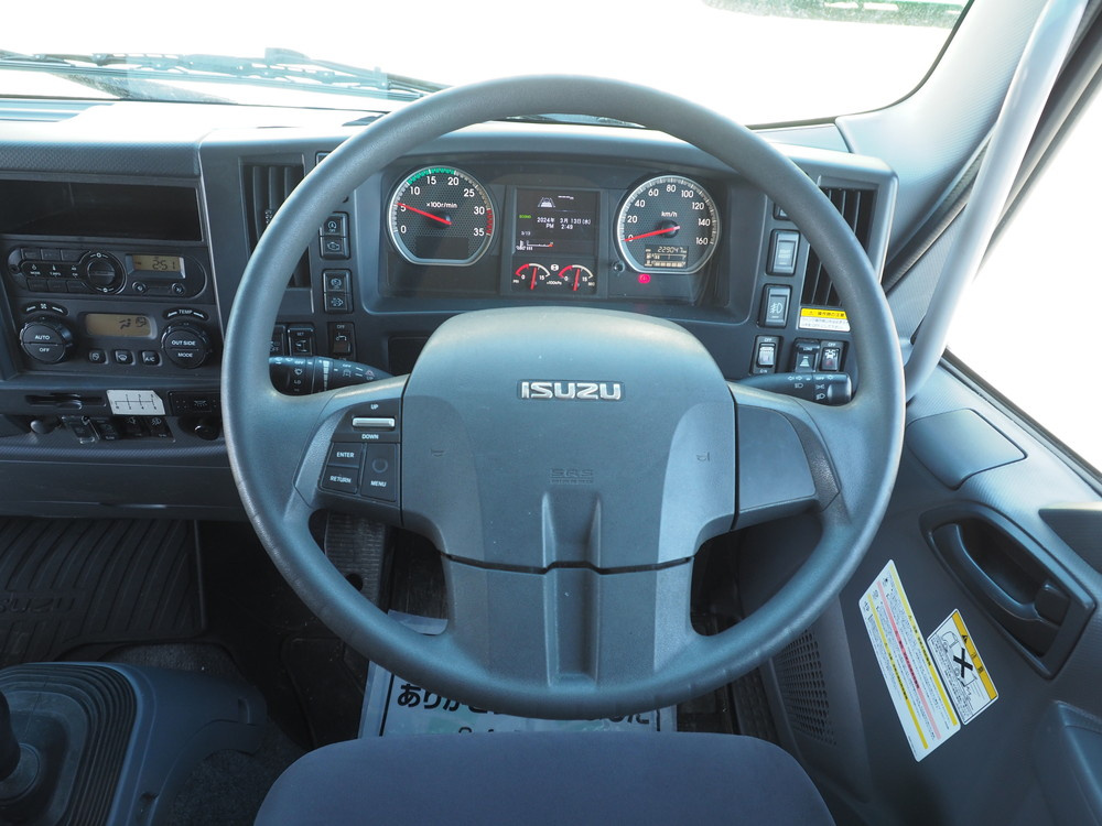 いすゞ フォワード ウイング車 中型 2RG-FRR90T2 年式 H30[写真32]