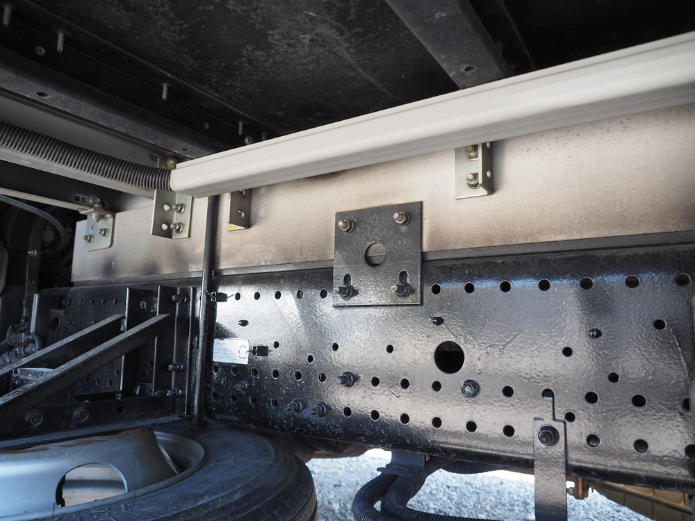 いすゞ フォワード ウイング車 中型 2RG-FRR90T2 年式 H30[写真43]