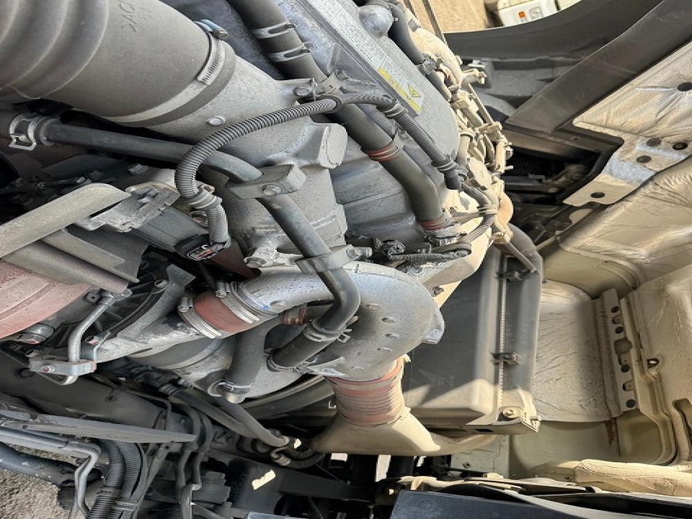 いすゞ ギガ ウイング車 大型 QKG-CYJ77A 年式 H27[写真40]