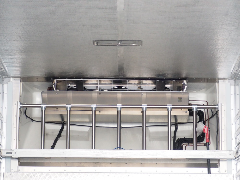 日野 プロフィア 冷凍バン 大型 2DG-FR1AHG 年式 H29[写真26]