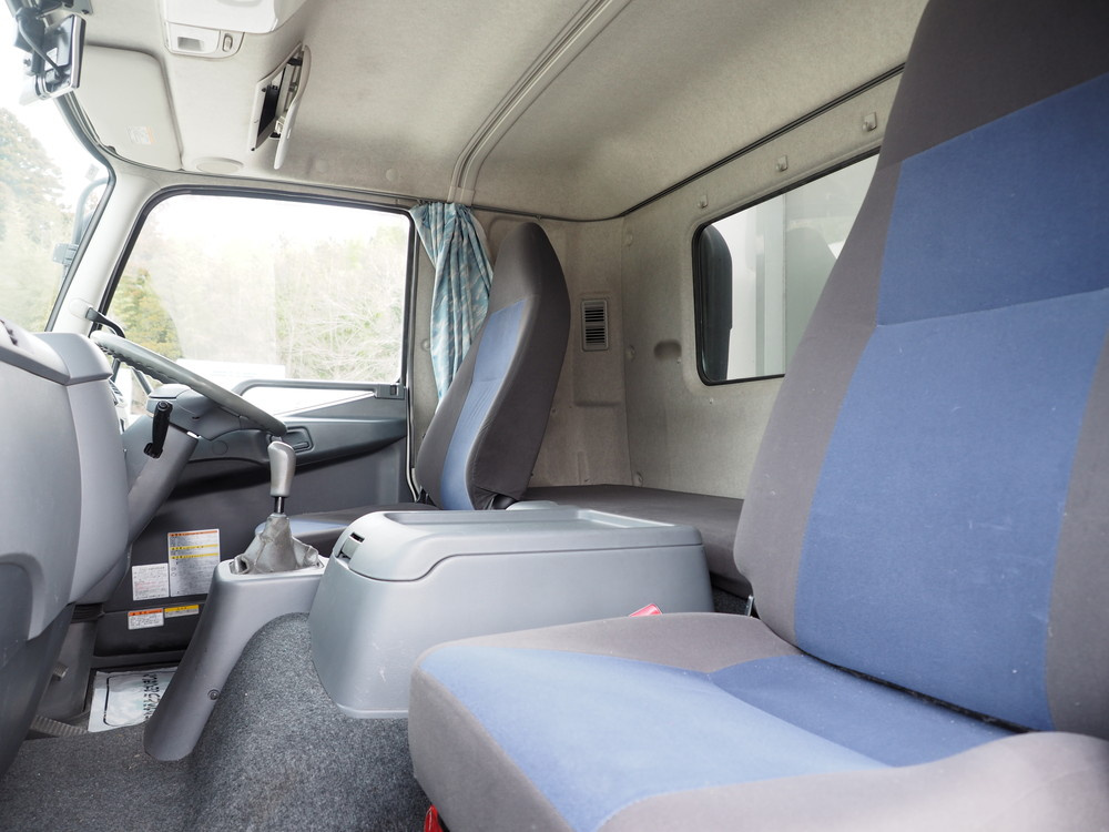 三菱ふそう ファイター ウイング車 中型 TKG-FK61F 年式 H28[写真41]