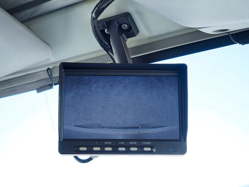 いすゞ エルフ バン車 小型 TRG-NPR85AN 年式 H27[写真24]