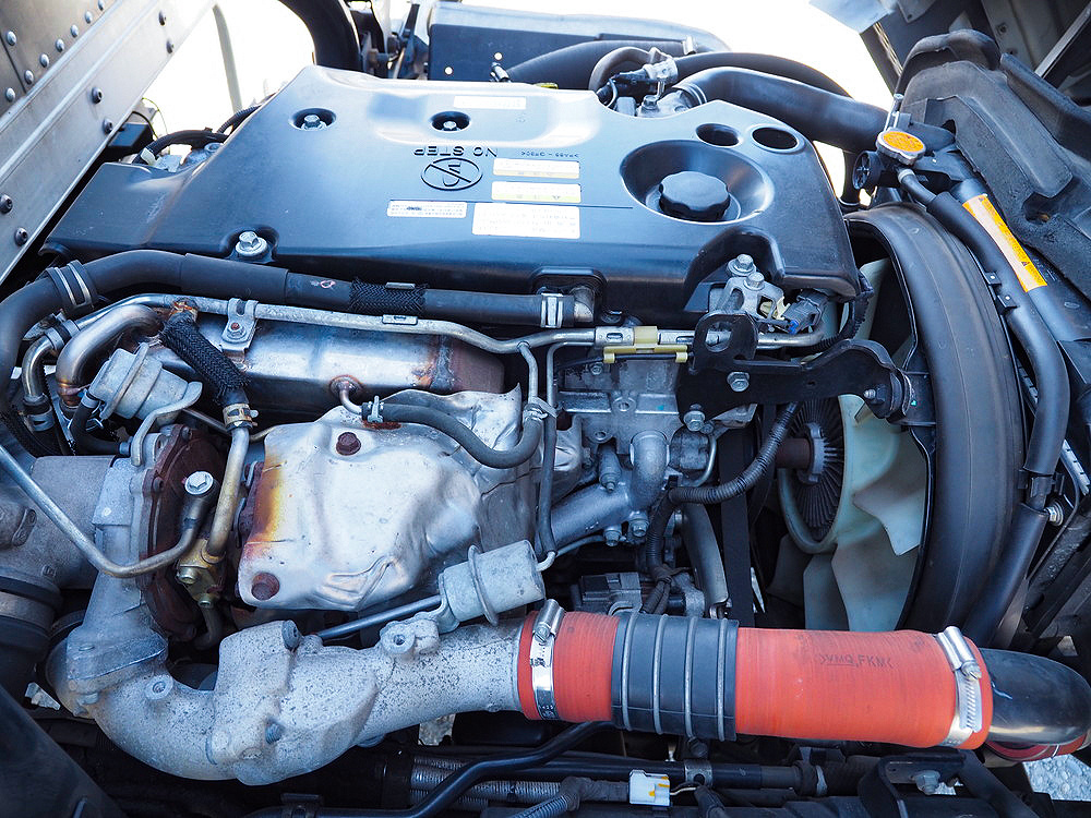 いすゞ エルフ バン車 小型 TRG-NPR85AN 年式 H27[写真29]