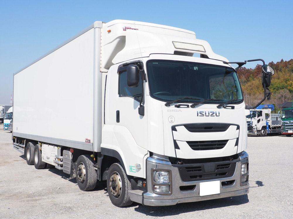 いすゞ ギガ 冷凍バン 大型 QPG-CYJ77B 年式 H30[写真03]