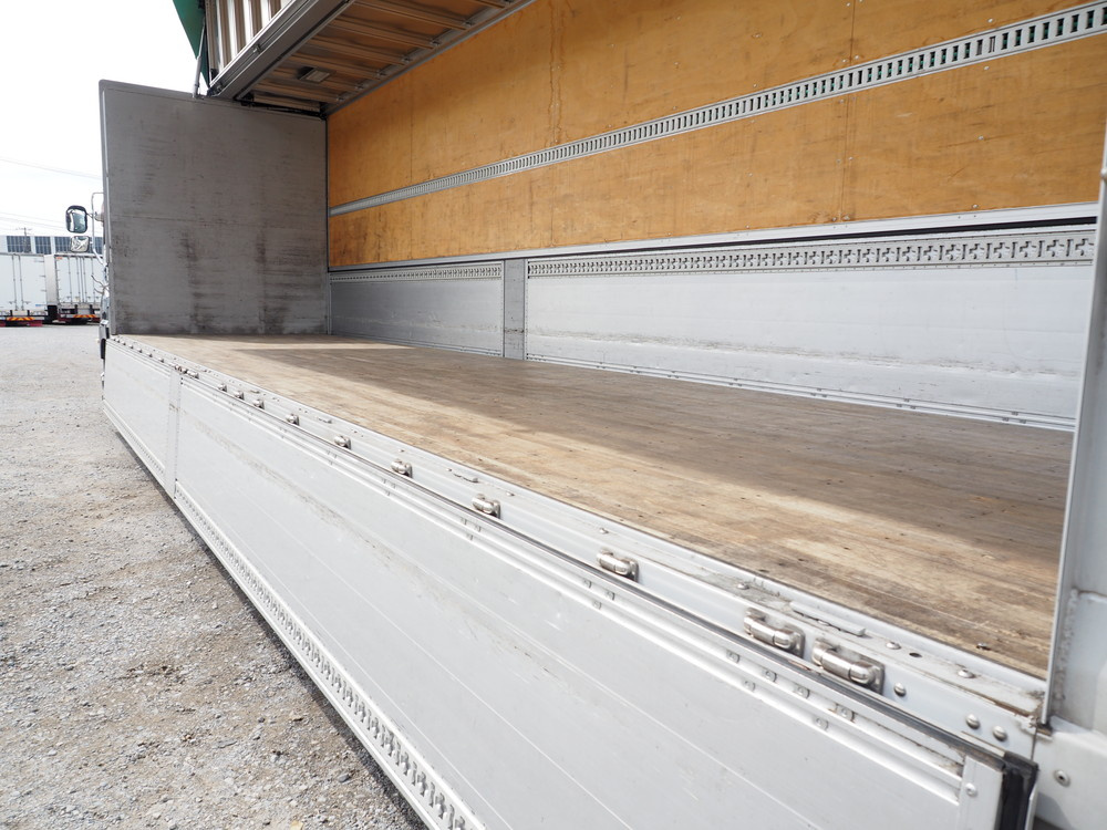 いすゞ ギガ ウイング車 大型 QPG-CYJ77B 年式 H28[写真27]