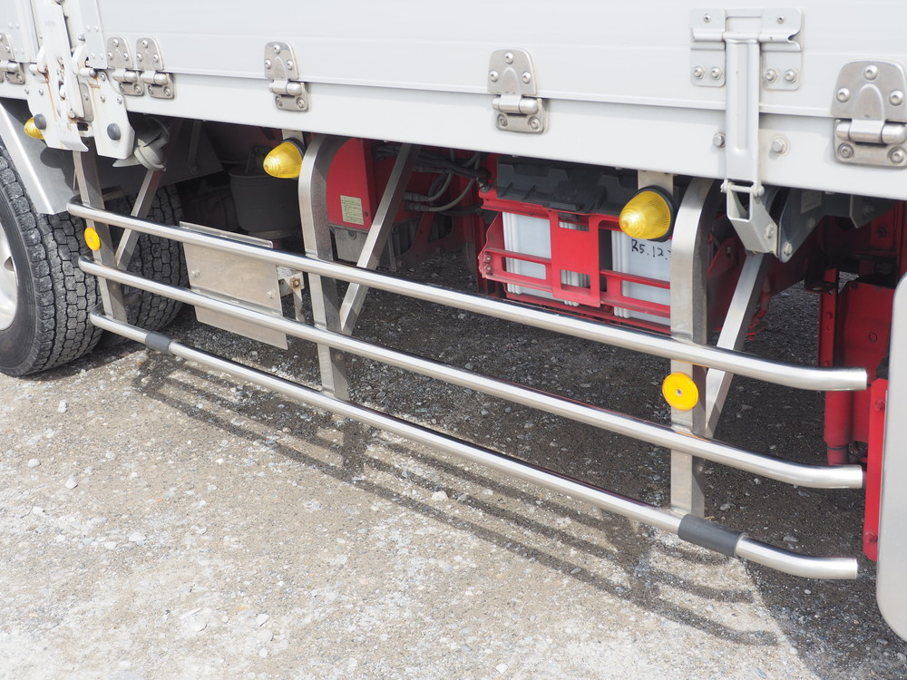 いすゞ ギガ ウイング車 大型 QPG-CYJ77B 年式 H28[写真15]