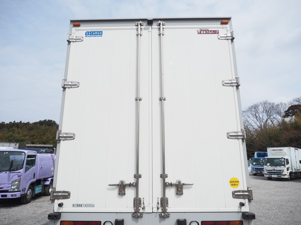 いすゞ ギガ ウイング車 大型 QPG-CYJ77B 年式 H28[写真12]