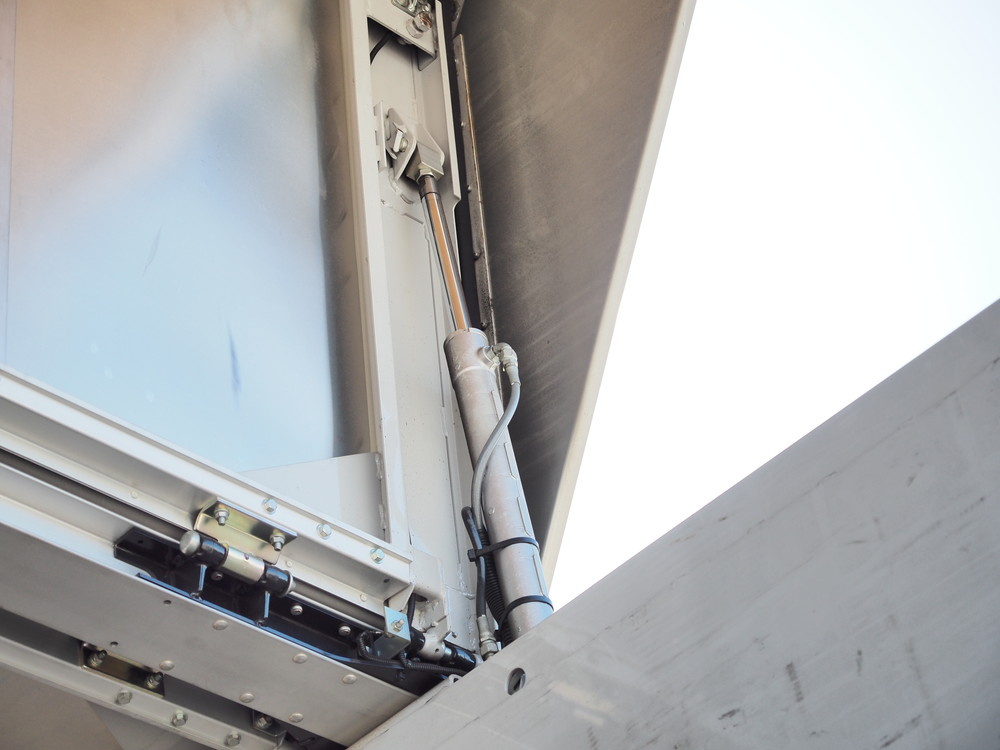 いすゞ フォワード ウイング車 中型 TKG-FRR90T2 年式 H24[写真13]