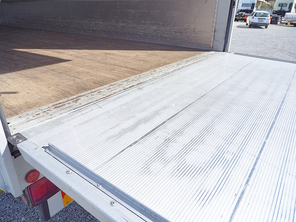 いすゞ フォワード ウイング車 中型 TKG-FRR90T2 年式 H24[写真28]