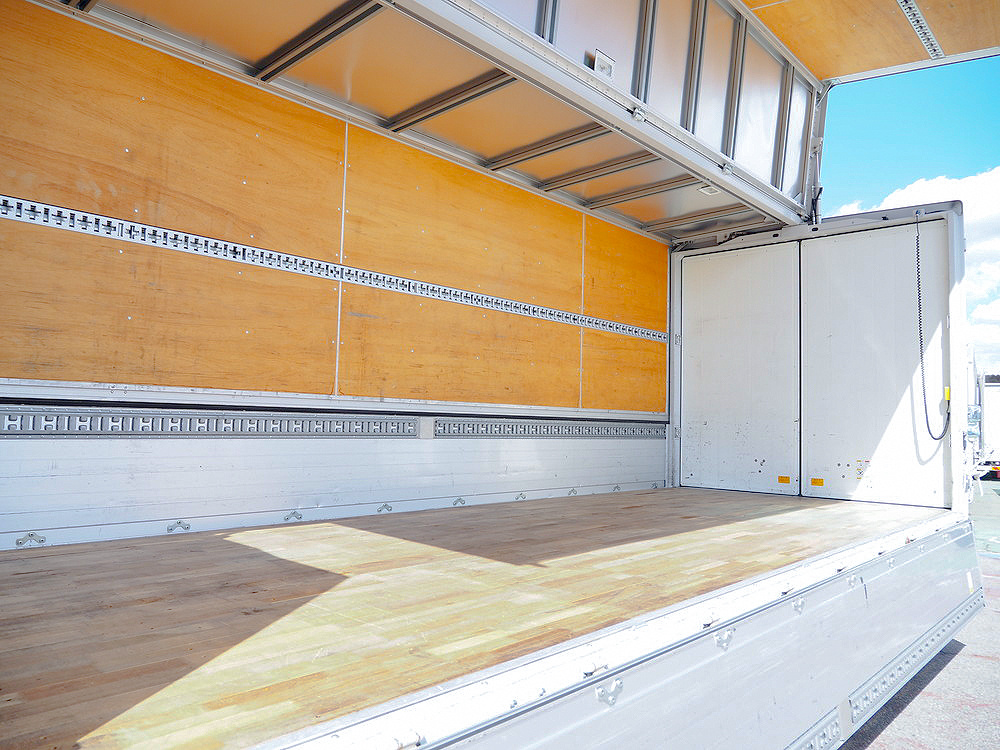 三菱ふそう ファイター ウイング車 中型 TKG-FK61F 年式 H28[写真21]