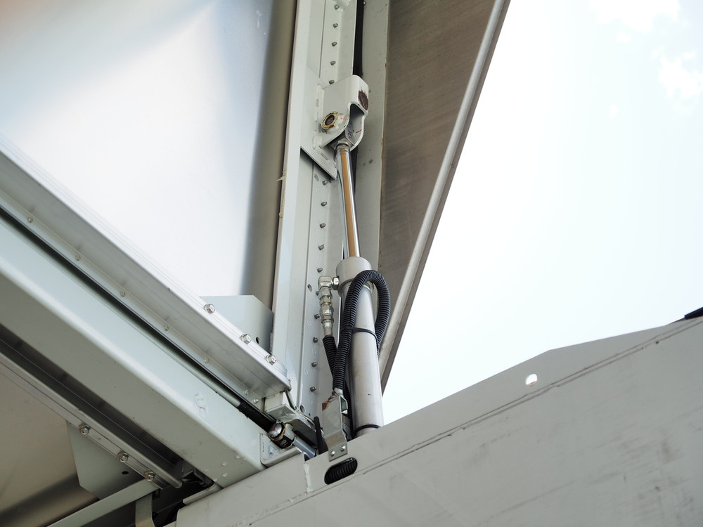 三菱ふそう ファイター ウイング車 中型 TKG-FK61F 年式 H28[写真12]