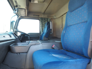 いすゞ ギガ ウイング車 大型 QKG-CYJ77A 年式 H26 [写真39]