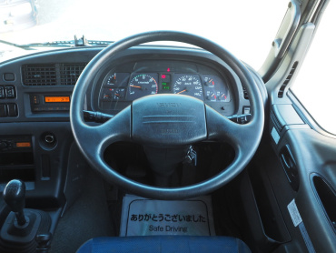 いすゞ ギガ ウイング車 大型 QKG-CYJ77A 年式 H26 [写真33]