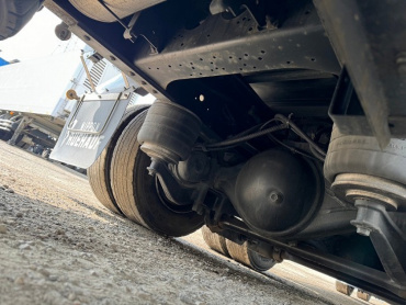 いすゞ ギガ ウイング車 大型 QKG-CYJ77A 年式 H27 [写真20]