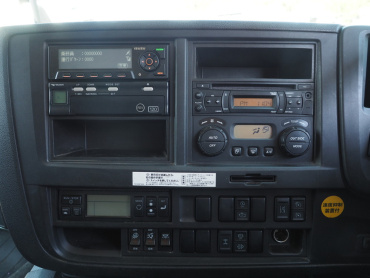 いすゞ ギガ 冷凍バン 大型 QPG-CYJ77B 年式 H30 [写真23]