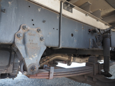 いすゞ ギガ 冷凍バン 大型 QPG-CYJ77B 年式 H30 [写真32]