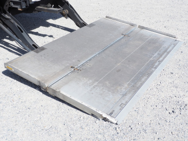 日野 プロフィア 冷凍バン 大型 2DG-FR1AHG 年式 H29 [写真29]