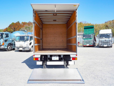 いすゞ エルフ バン車 小型 TRG-NPR85AN 年式 H27 [写真13]