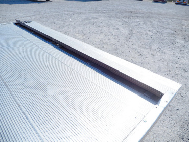 いすゞ エルフ バン車 小型 TRG-NPR85AN 年式 H27 [写真19]