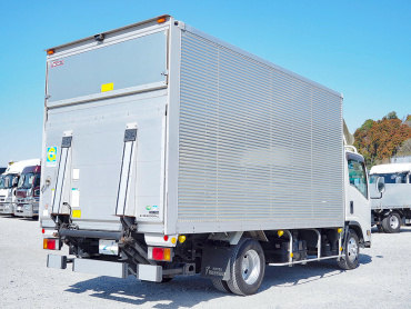 いすゞ エルフ バン車 小型 TRG-NPR85AN 年式 H27 [写真04]