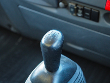 いすゞ エルフ バン車 小型 TRG-NPR85AN 年式 H27 [写真23]