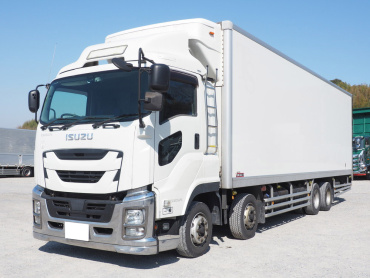 いすゞ ギガ 冷凍バン 大型 QPG-CYJ77B 年式 H30 [写真01]