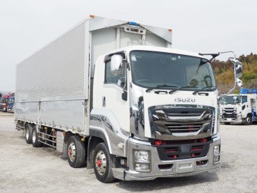 いすゞ ギガ ウイング車 大型 QPG-CYJ77B 年式 H28 [写真04]