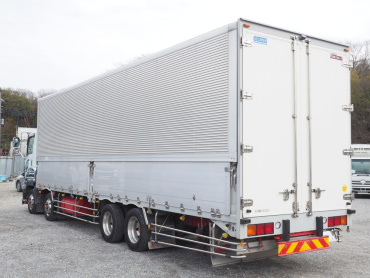 いすゞ ギガ ウイング車 大型 QPG-CYJ77B 年式 H28 [写真07]