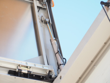 いすゞ フォワード ウイング車 中型 TKG-FRR90T2 年式 H24 [写真17]