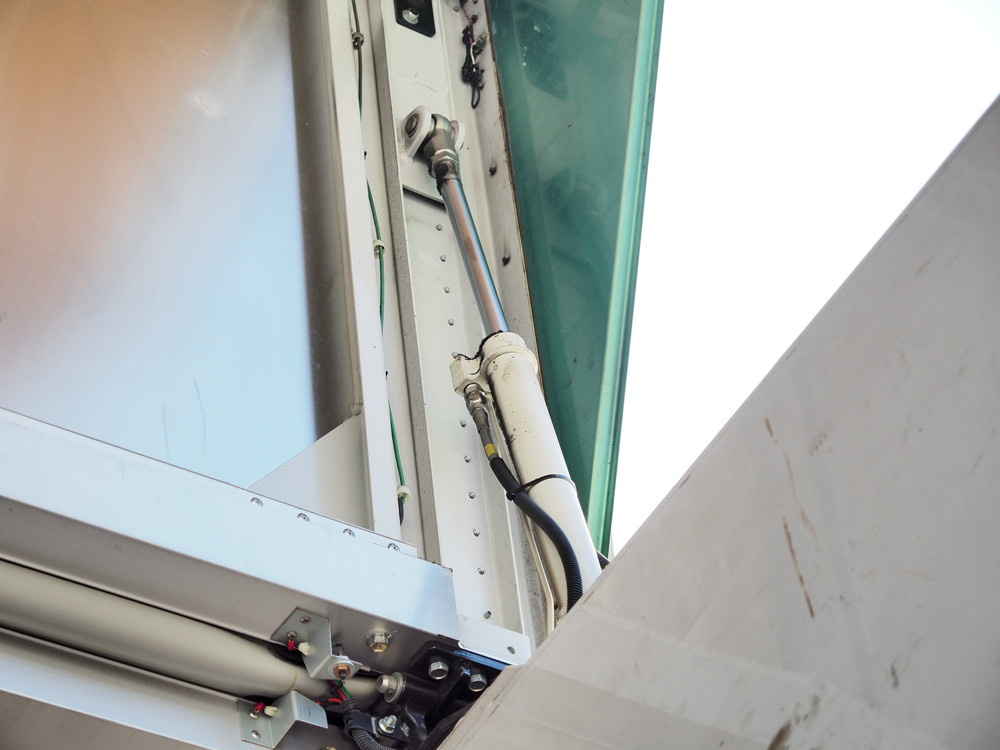 日野 レンジャープロ ウイング車 中型 TKG-FD7JLAG 年式 H26[写真12]