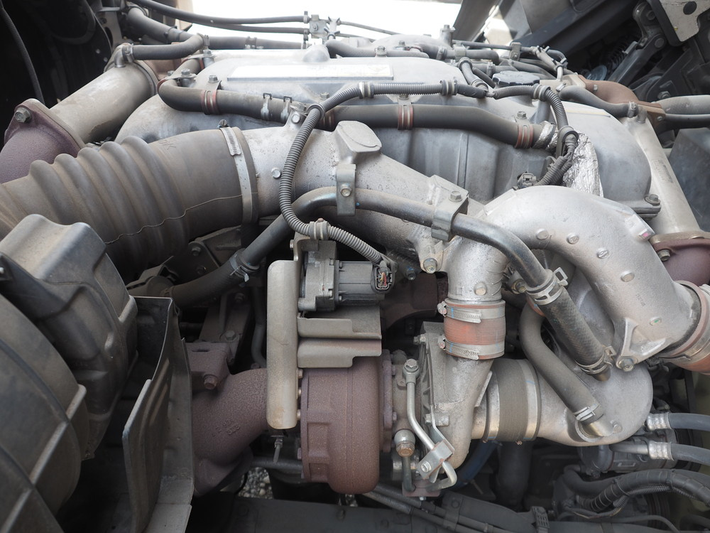 いすゞ ギガ 冷凍バン 大型 QKG-CYJ77A 年式 H26[写真33]