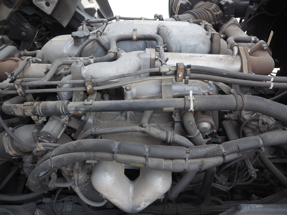 いすゞ ギガ 冷凍バン 大型 QKG-CYJ77A 年式 H26[写真32]