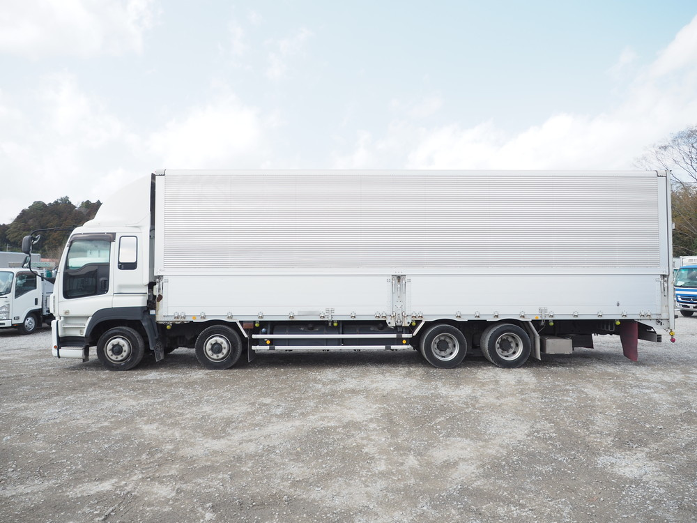 いすゞ ギガ ウイング車 大型 QKG-CYJ77A 年式 H27[写真11]