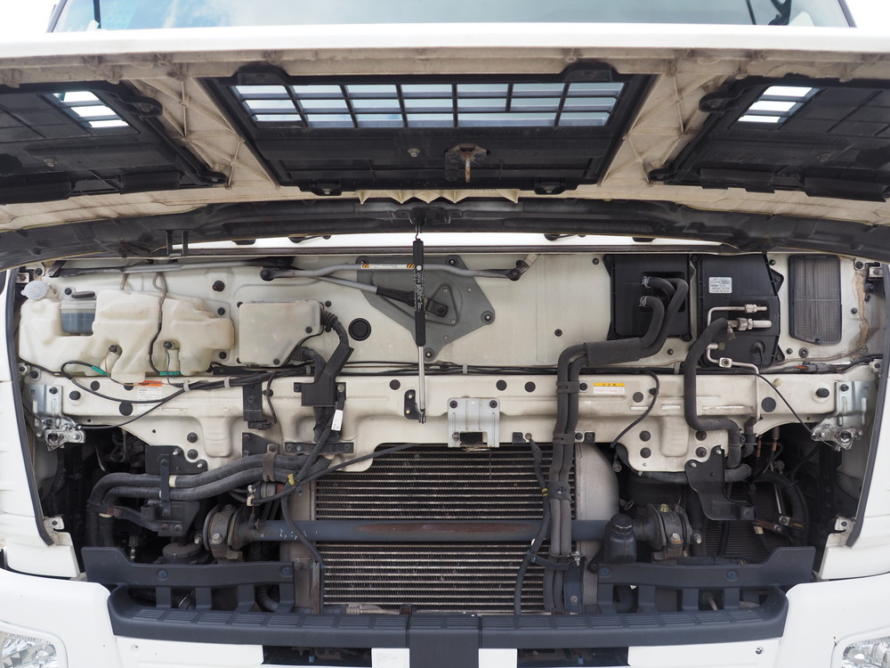 いすゞ ギガ ウイング車 大型 QKG-CYJ77A 年式 H27[写真36]