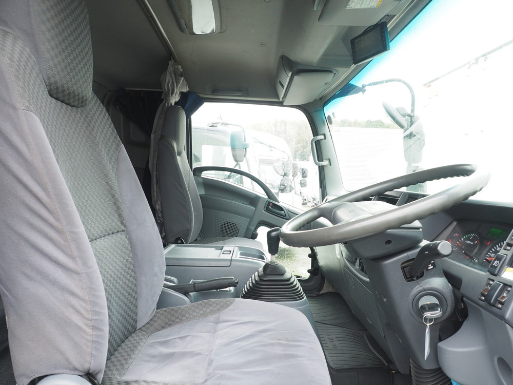 いすゞ フォワード ウイング車 中型 TKG-FRR90T2 年式 H24[写真30]