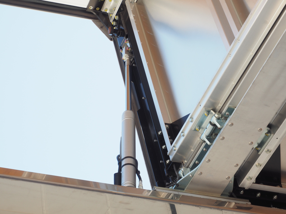 いすゞ ギガ ウイング車 大型 2PG-CYJ77C 年式 R1[写真14]