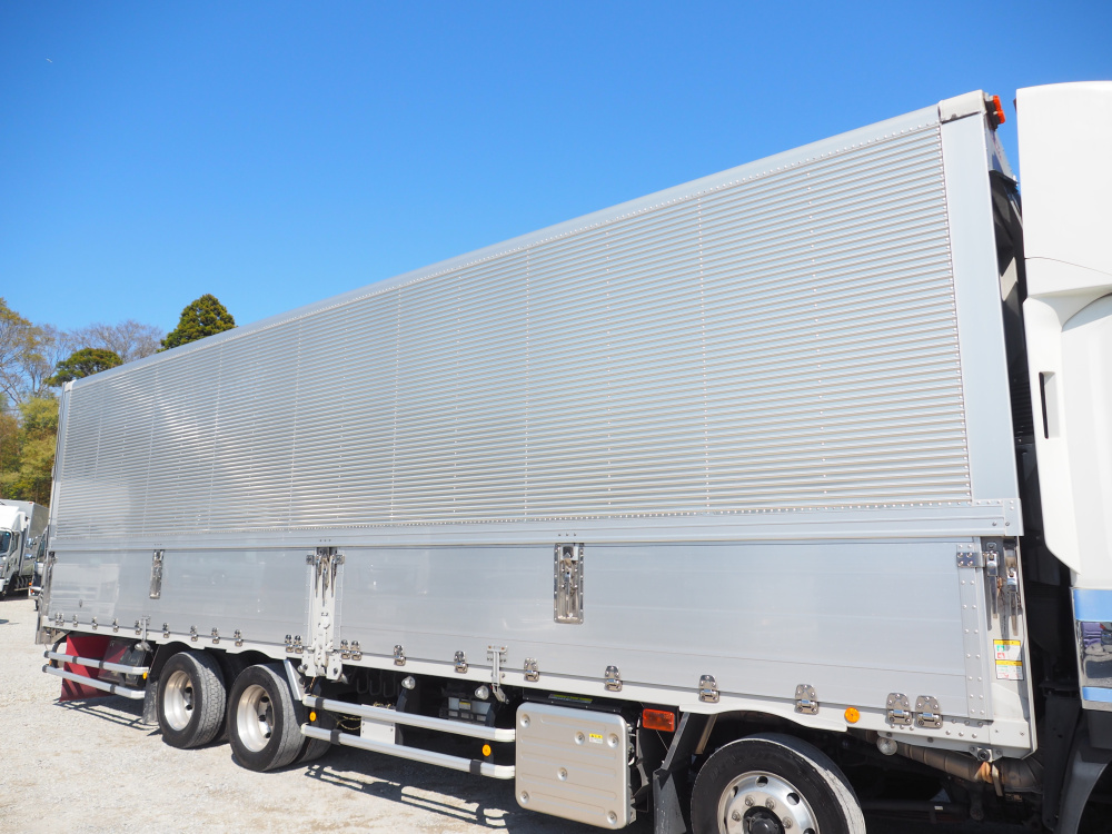 いすゞ ギガ ウイング車 大型 2PG-CYJ77C 年式 R1[写真12]