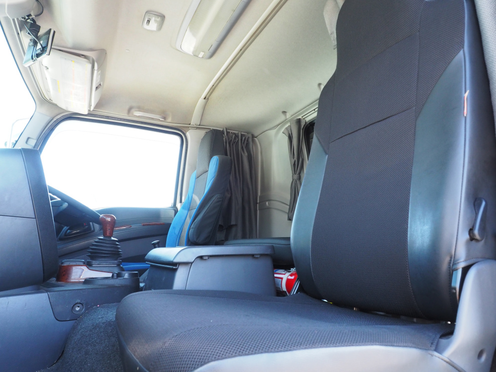 いすゞ ギガ ウイング車 大型 2PG-CYJ77C 年式 R1[写真34]