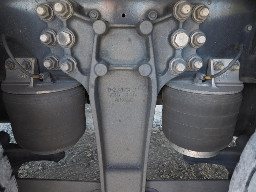 いすゞ ギガ ウイング車 大型 2PG-CYJ77C 年式 R1[写真36]