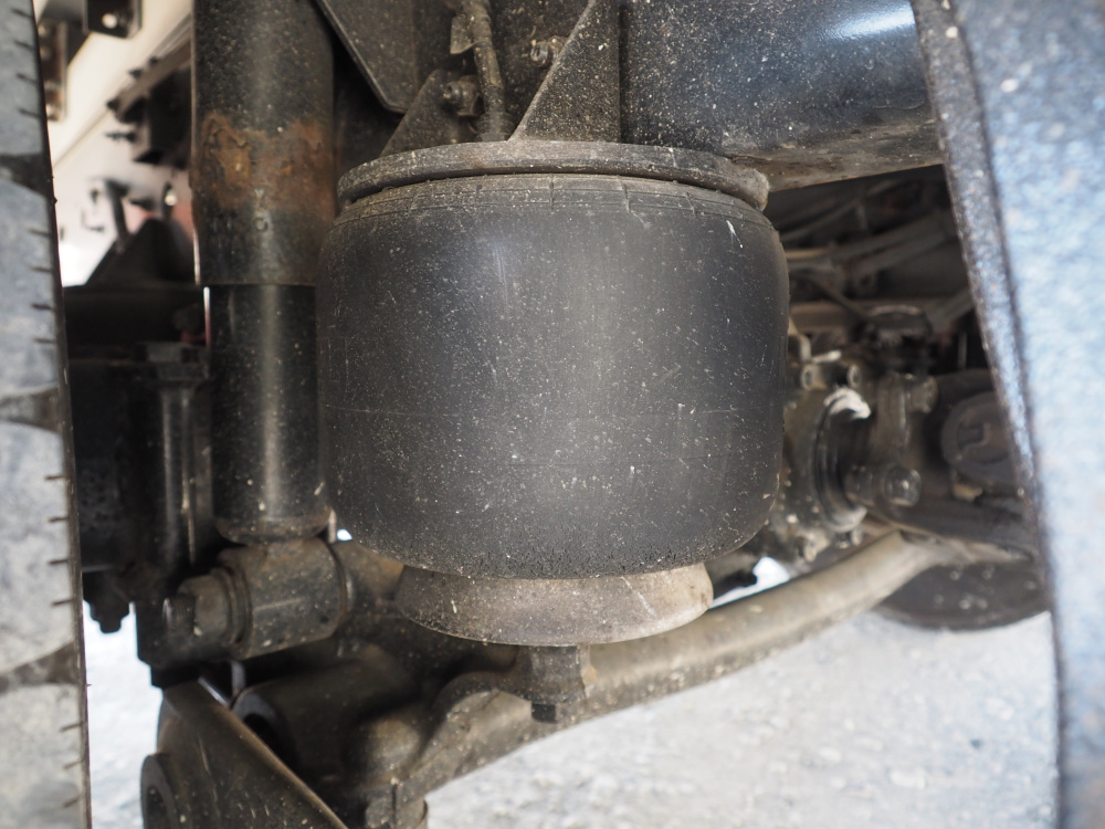 いすゞ フォワード ウイング車 中型 TKG-FRR90T2 年式 H26[写真38]