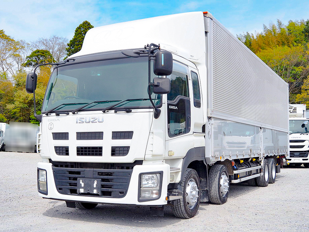 いすゞ ギガ ウイング車 大型 QKG-CYJ77A 年式 H26[写真01]
