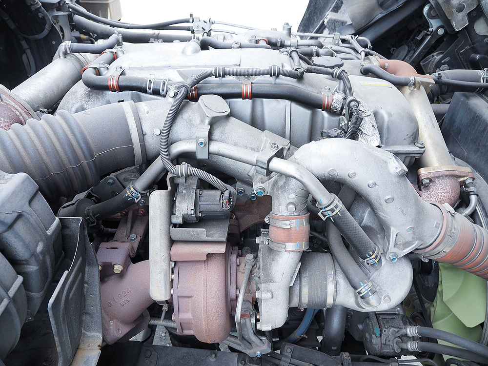 いすゞ ギガ ウイング車 大型 QKG-CYJ77A 年式 H26[写真33]