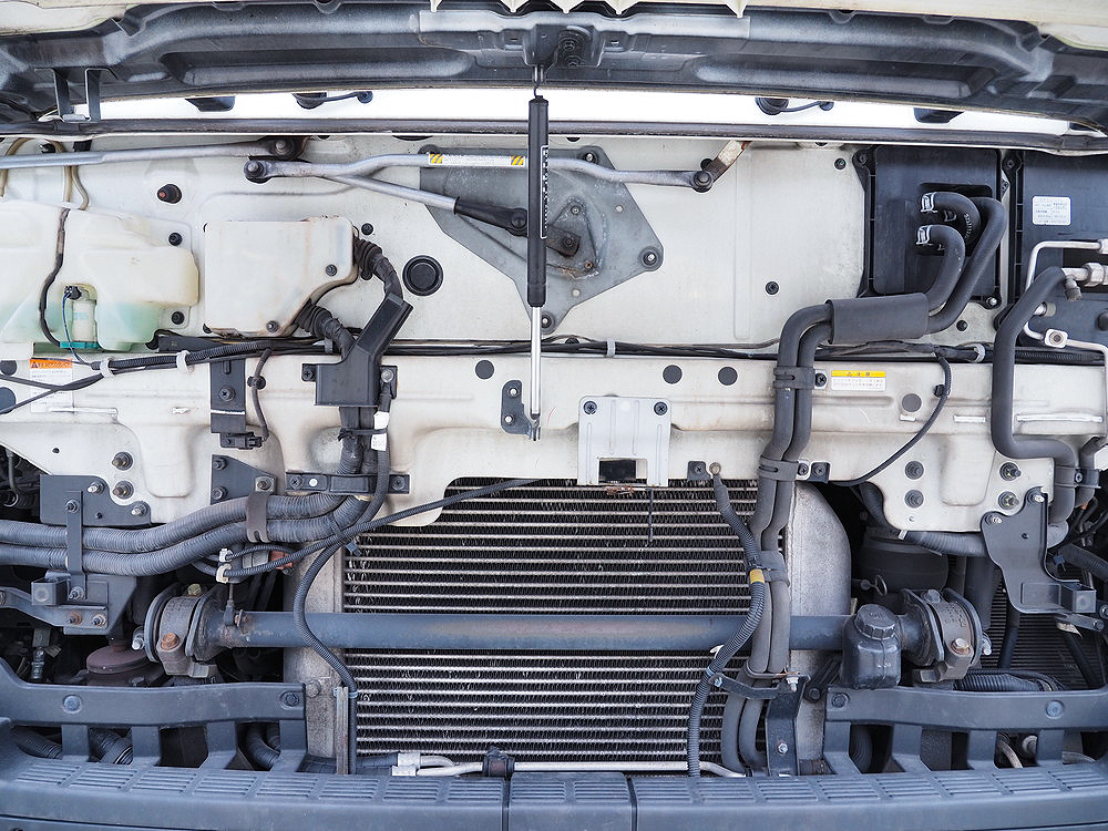 いすゞ ギガ ウイング車 大型 QKG-CYJ77A 年式 H26[写真32]