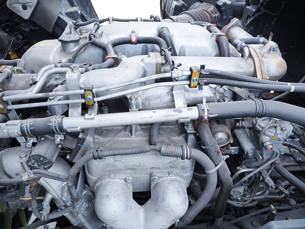 いすゞ ギガ ウイング車 大型 QKG-CYJ77A 年式 H26[写真34]